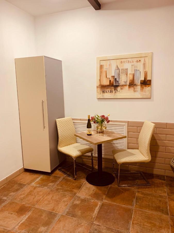 Wine & Rose Boutique Мини-отель *